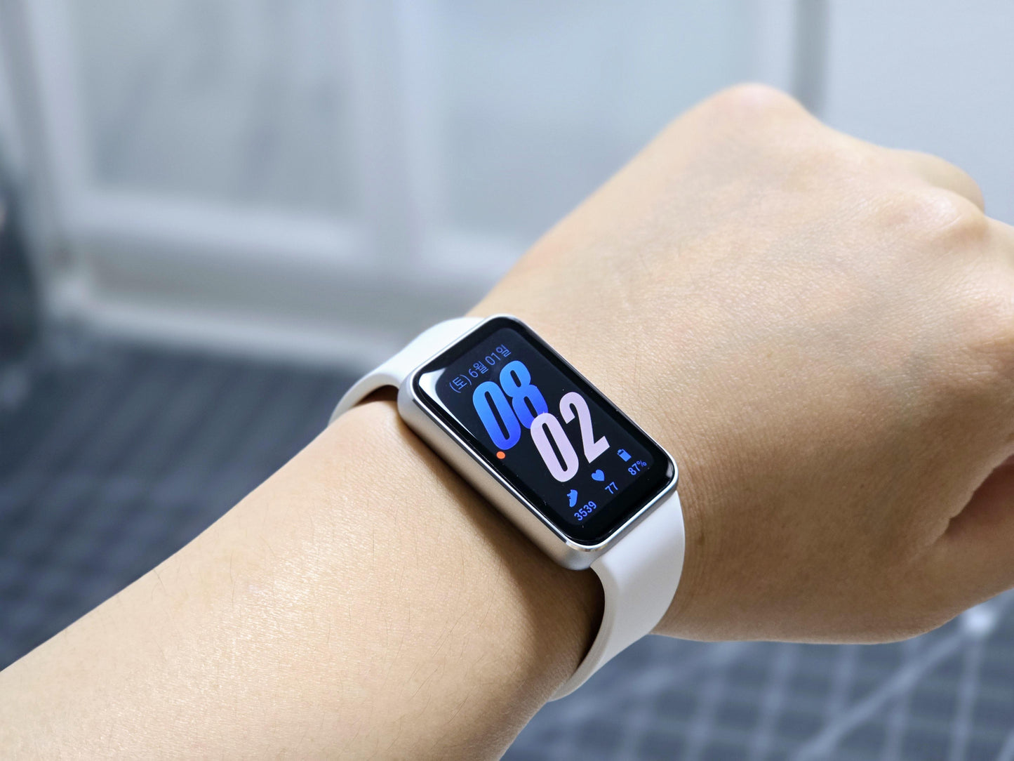 Samsung Galaxy Fit3 – Silver