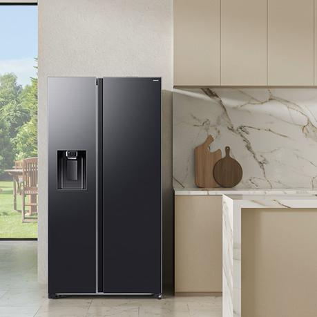Samsung Bespoke AI Side-by-Side Refrigerator with Auto Water & Ice Dispenser – Black 617L (RS70F65K2FFA)